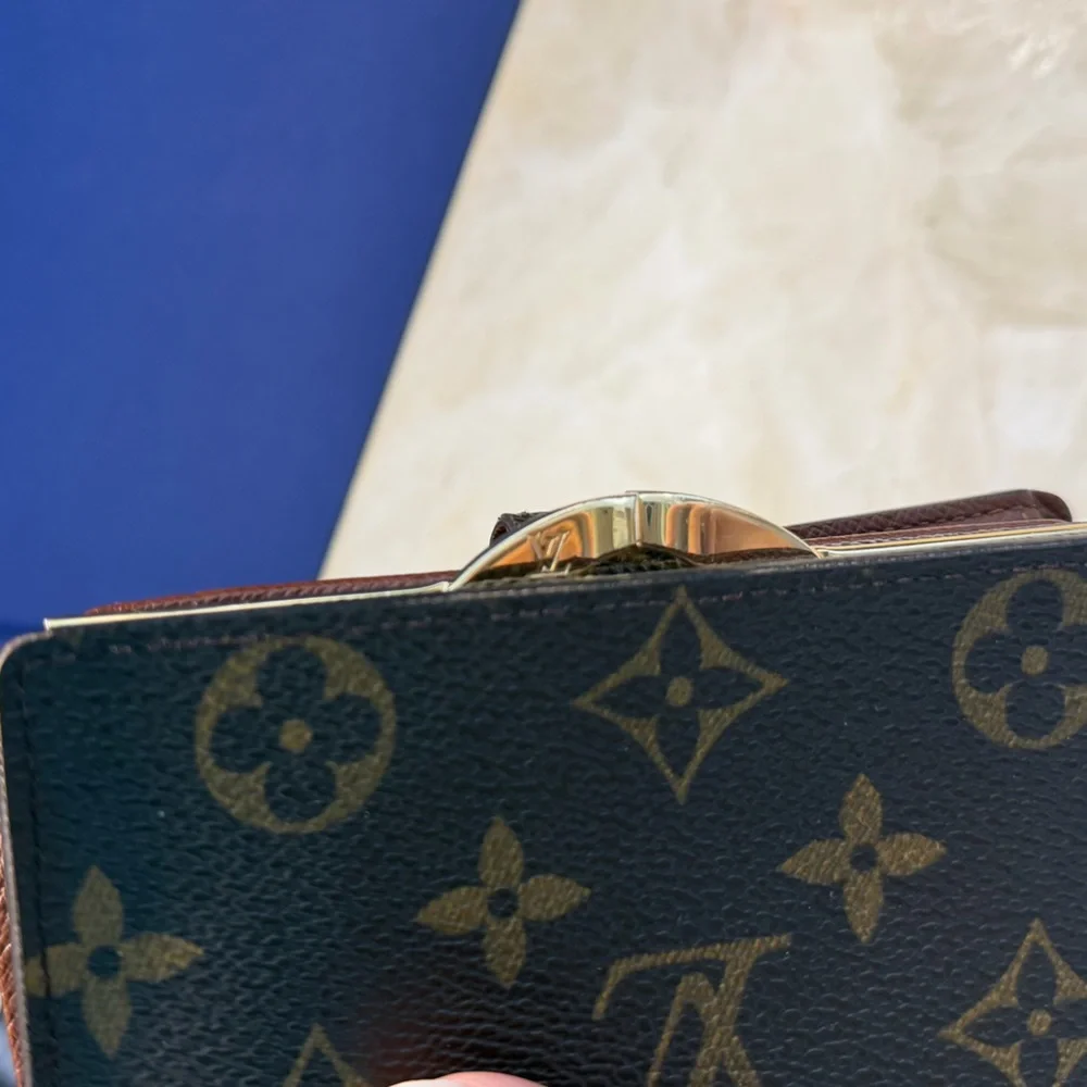 Louis Vuitton Zippe Wallet Porte Papier Monogram Brown